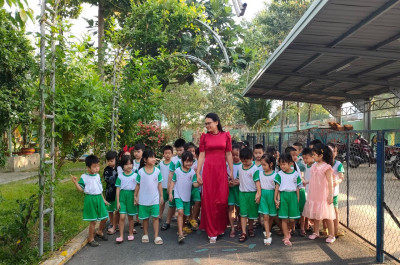 Gương “Người tốt việc tốt” Trường mầm non Phú Tân