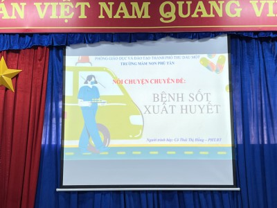 Tập huấn cách phòng tránh một số bệnh học đường thường gặp, phòng chống dịch bệnh sốt xuất huyết, tay chân miệng, vệ sinh APTP trong trường MN Phú Tân