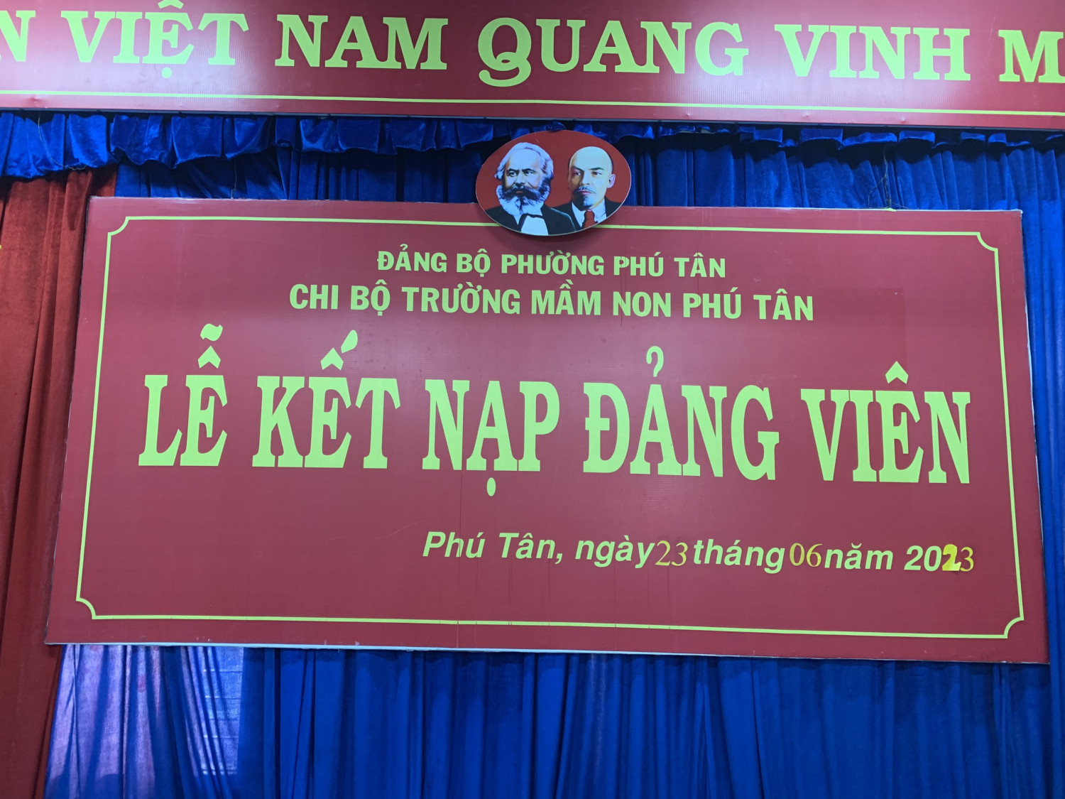 Lễ kết nạp Đảng viên Chi bộ trường Mầm non Phú Tân